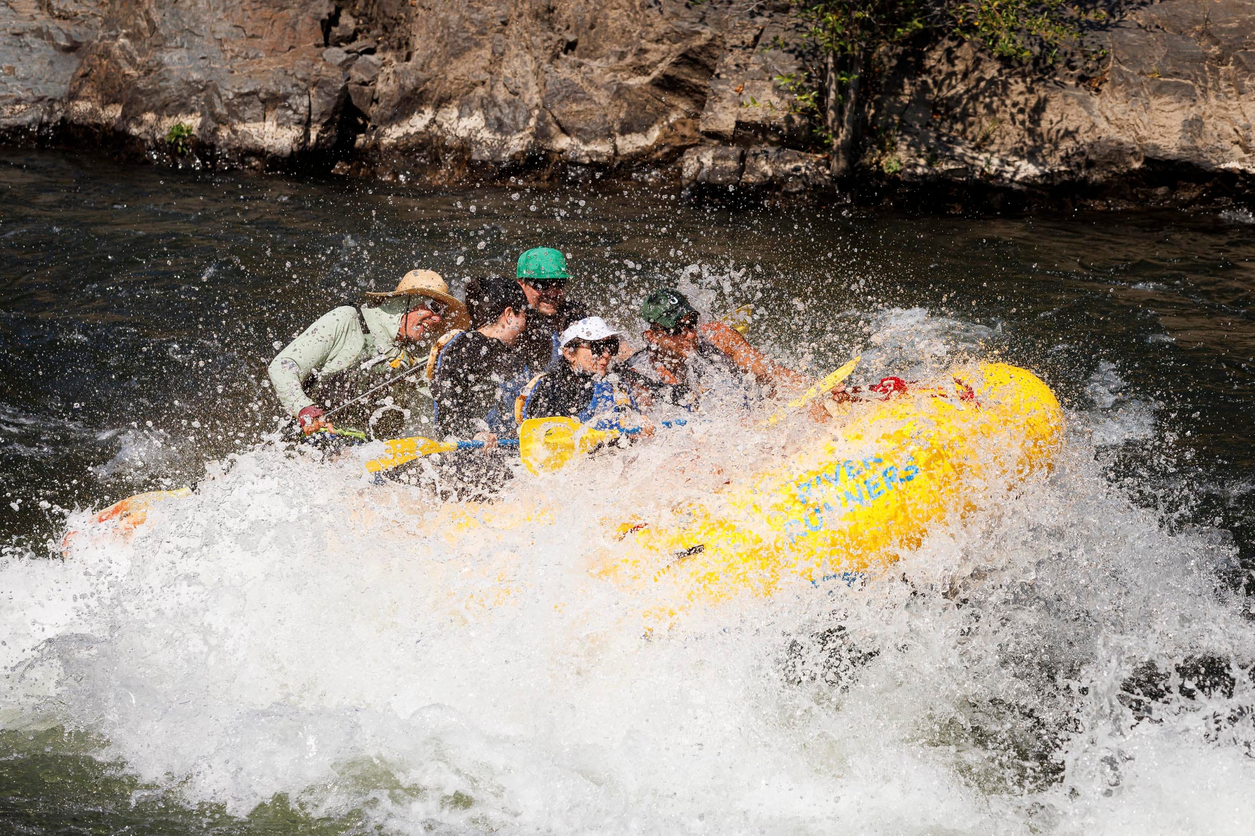 River Runners-SB-489 Raft splash in Satans Cesspool