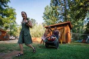 rr-south-fork-gorge-rafting-sb-058 Guides hauling gear to river